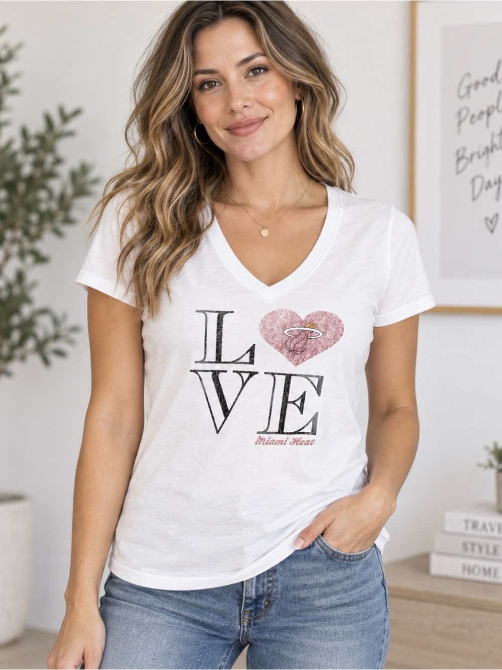 Women’s Miami Heat V-Neck LOVE Heart Graphic Tee - White Size Small Cotton